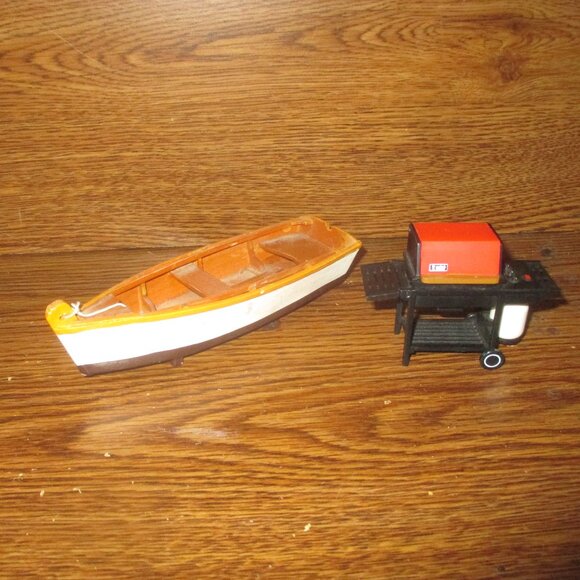 1:12 Dollhouse Miniature Barbecue BBQ Grill W/ Propane Tank Outdoor Furniture - Picture 1 of 5